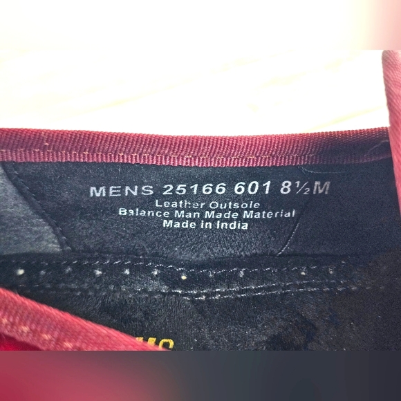 Stacy Adam's Mens Valet Slip On Burgundy Velvet Velour Loafers Shoes Gold Detail - Picture 12 of 14